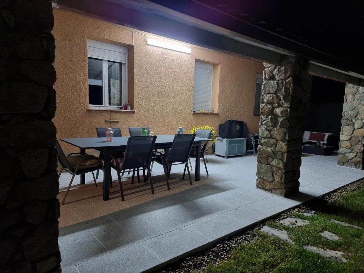 Villa Pancorbo Velayos Kültér fotó